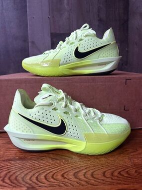 Nike Zoom GT Cut 3 Barely Volt Grinch Basketball Shoes Mens 4.5 = 6